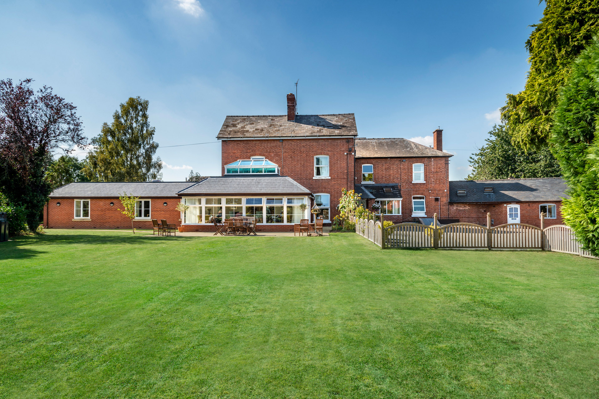 to Herefordshire Care Homes Charnwood Much Dewchurch